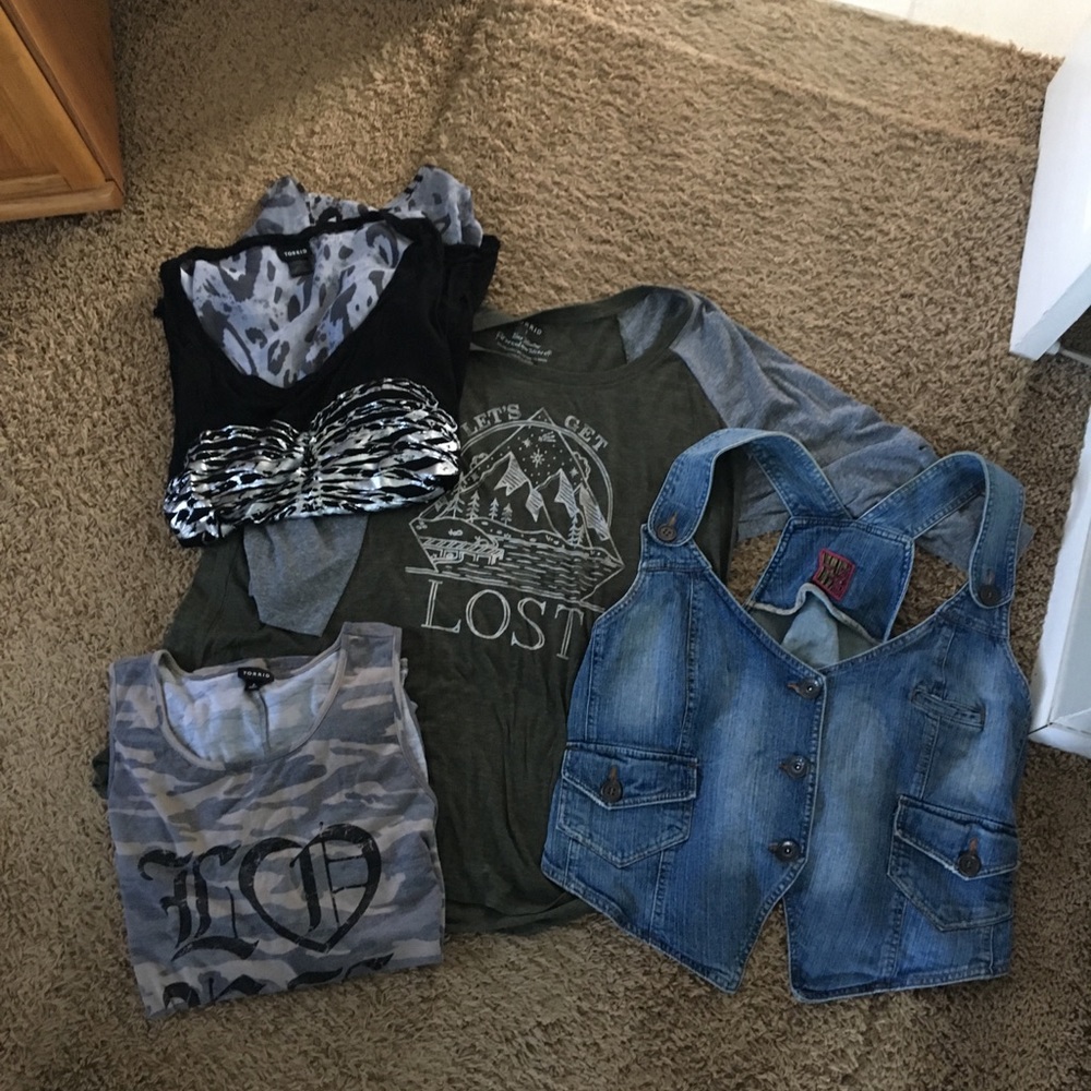 Torrid size 3 LOT